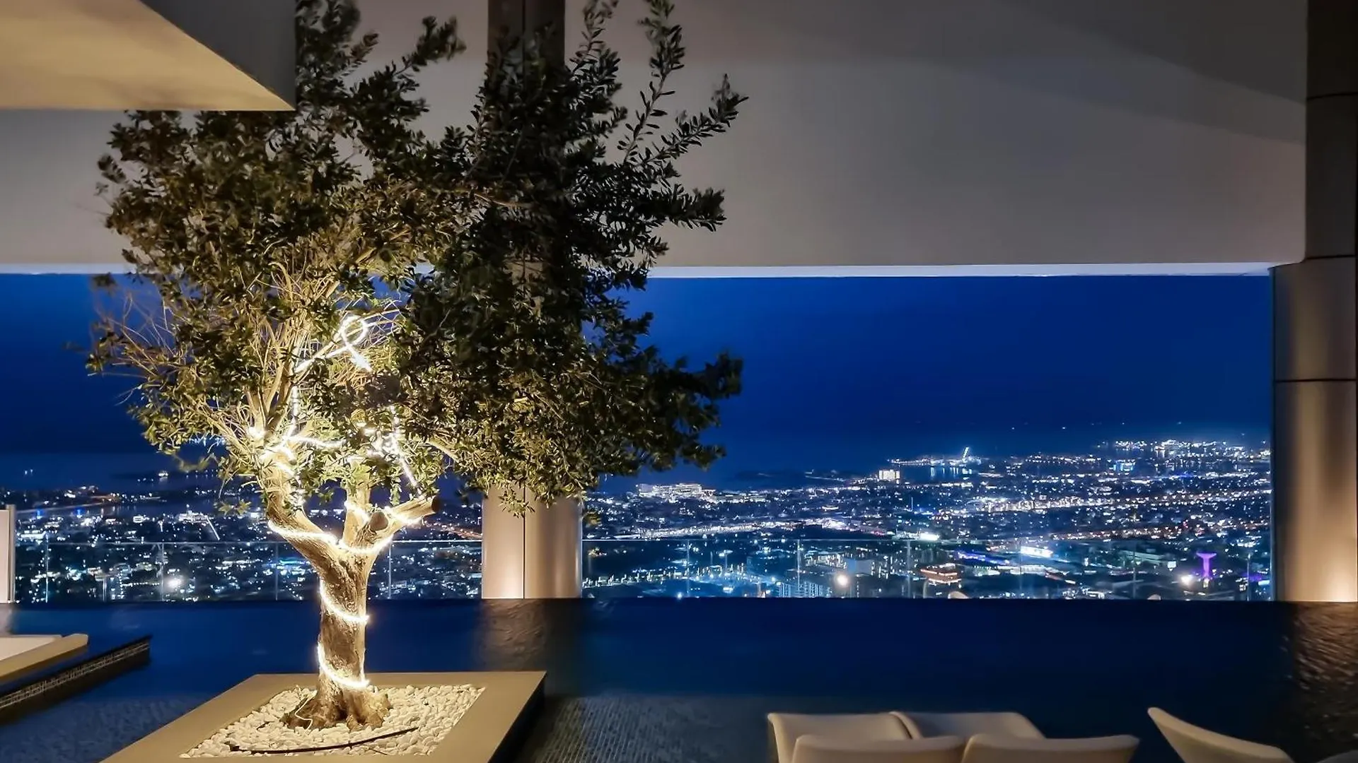 Sky-High Oasis Burj Khalifa Views, Rooftop Infinity Pool, 3Br Apartment In Paramount Hotel Midtown Dubai