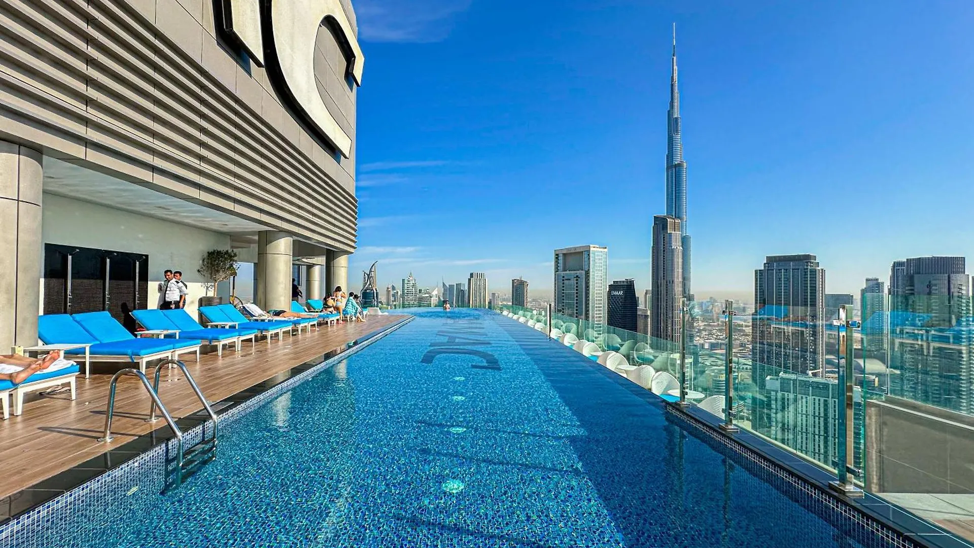 Sky-High Oasis Burj Khalifa Views, Rooftop Infinity Pool, 3Br Apartment In Paramount Hotel Midtown Dubai