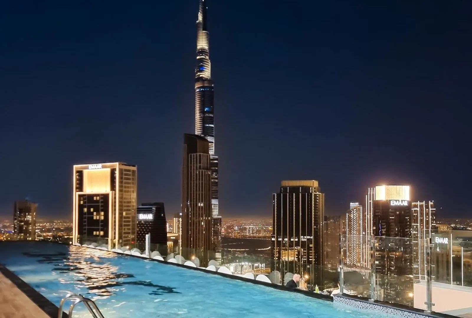 Sky-High Oasis Burj Khalifa Views, Rooftop Infinity Pool, 3Br Apartment In Paramount Hotel Midtown Dubai