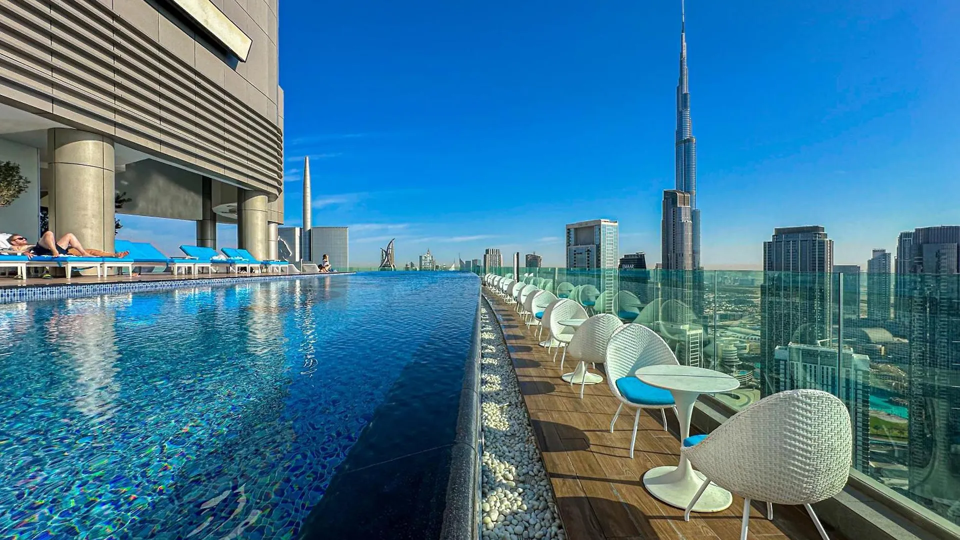Sky-High Oasis Burj Khalifa Views, Rooftop Infinity Pool, 3Br Apartment In Paramount Hotel Midtown Dubai