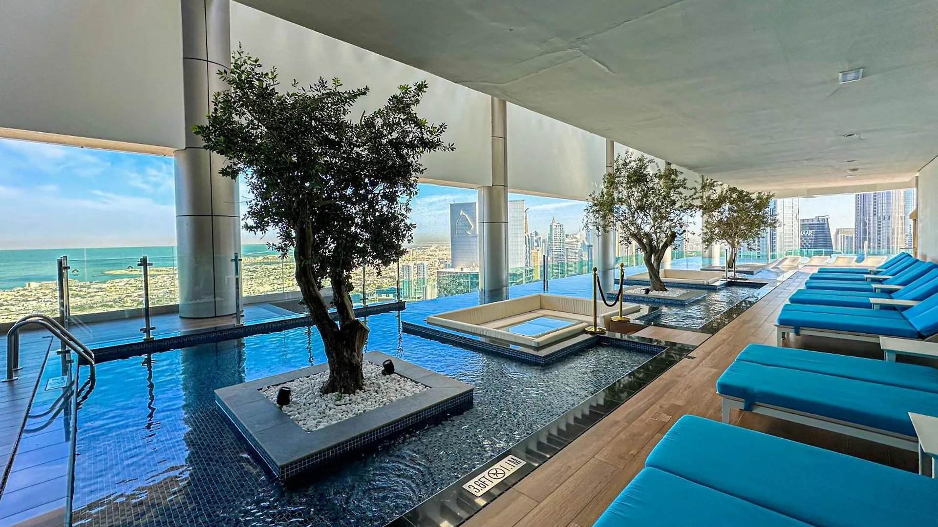 Sky-High Oasis Burj Khalifa Views, Rooftop Infinity Pool, 3Br Apartment In Paramount Hotel Midtown Dubai United Arab Emirates