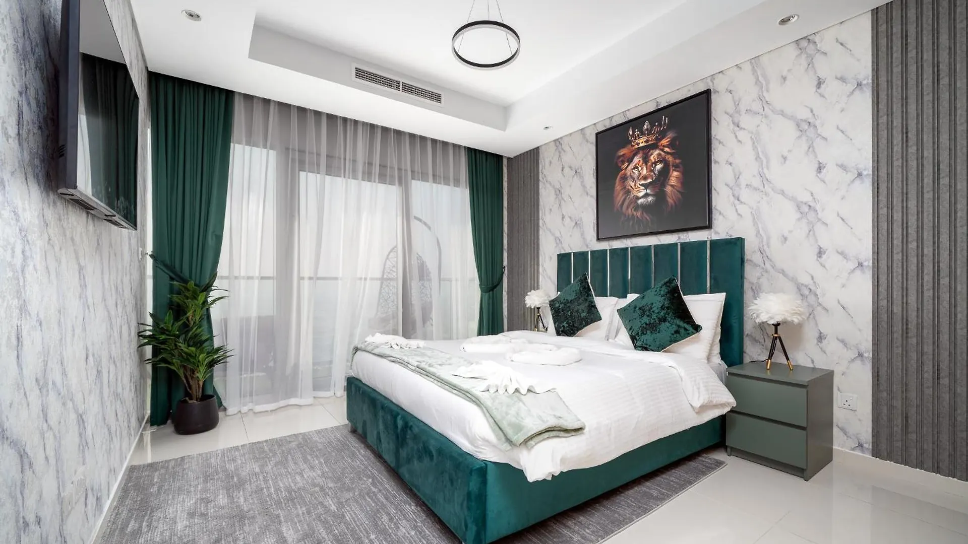 Sky-High Oasis Burj Khalifa Views, Rooftop Infinity Pool, 3Br Apartment In Paramount Hotel Midtown Dubai 0*,  United Arab Emirates
