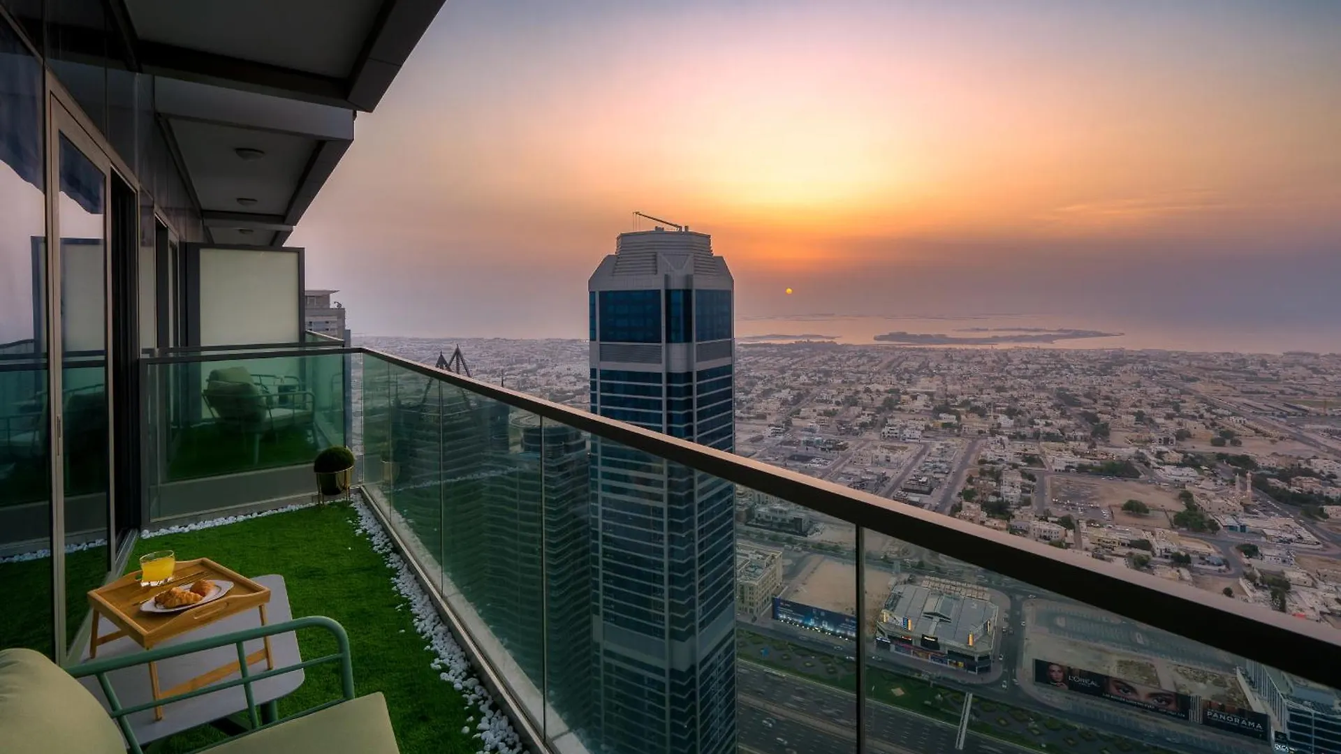 Sky-High Oasis Burj Khalifa Views, Rooftop Infinity Pool, 3Br Apartment In Paramount Hotel Midtown Dubai