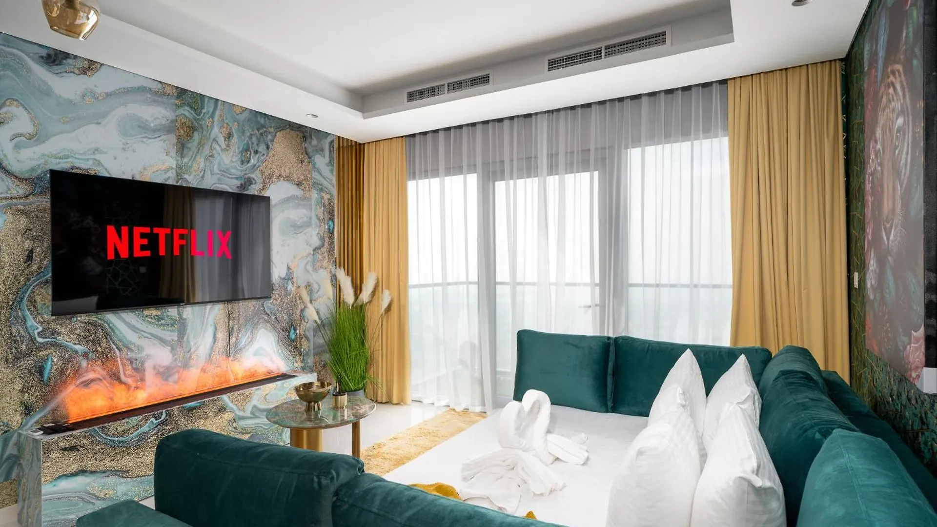 Sky-High Oasis Burj Khalifa Views, Rooftop Infinity Pool, 3Br Apartment In Paramount Hotel Midtown Dubai United Arab Emirates