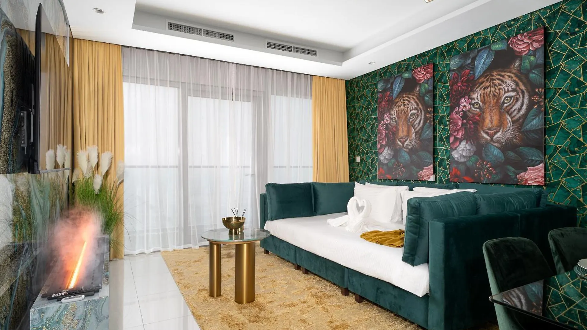 Sky-High Oasis Burj Khalifa Views, Rooftop Infinity Pool, 3Br Apartment In Paramount Hotel Midtown Dubai