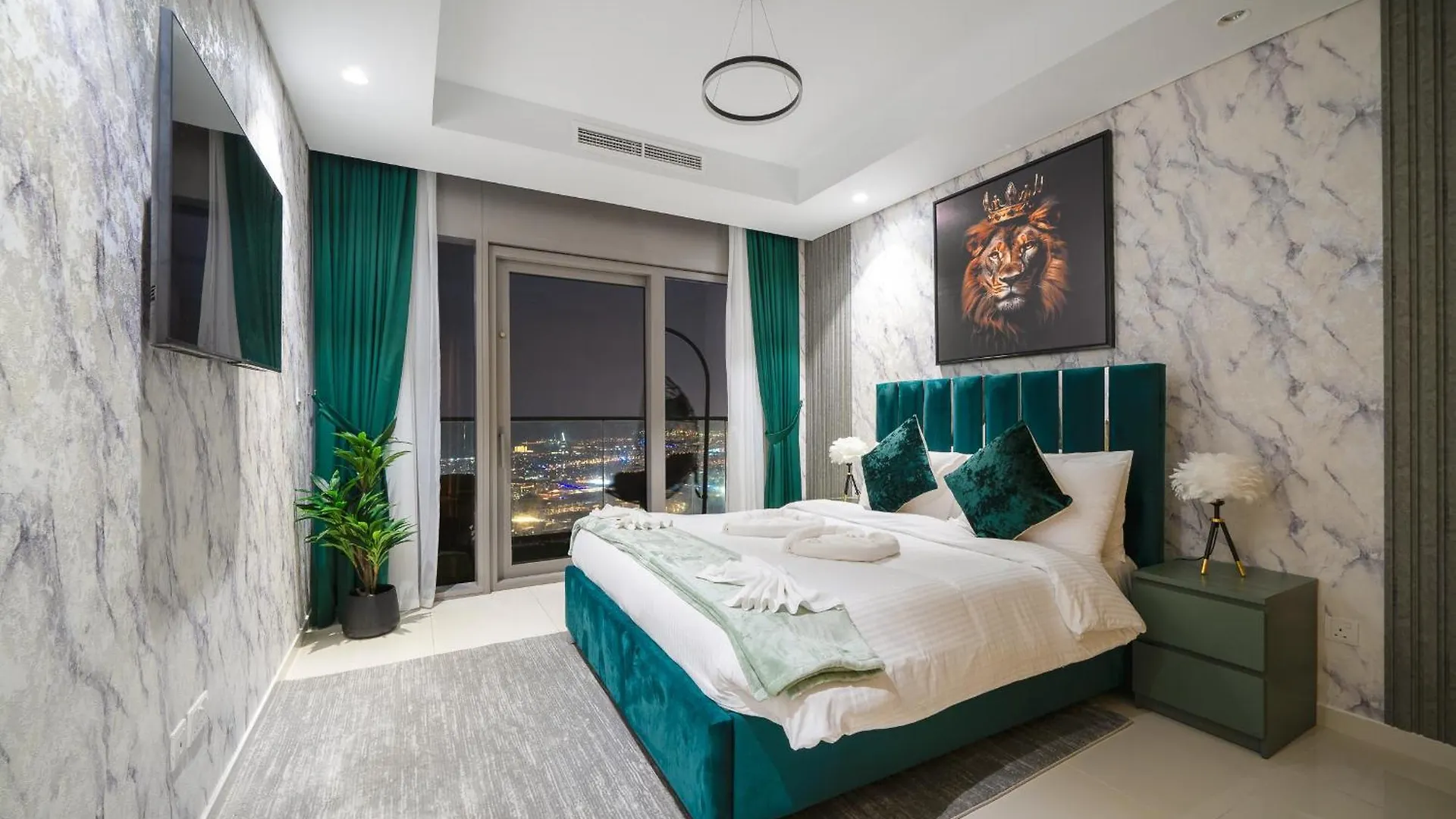 Sky-High Oasis Burj Khalifa Views, Rooftop Infinity Pool, 3Br Apartment In Paramount Hotel Midtown Dubai 0*,  United Arab Emirates